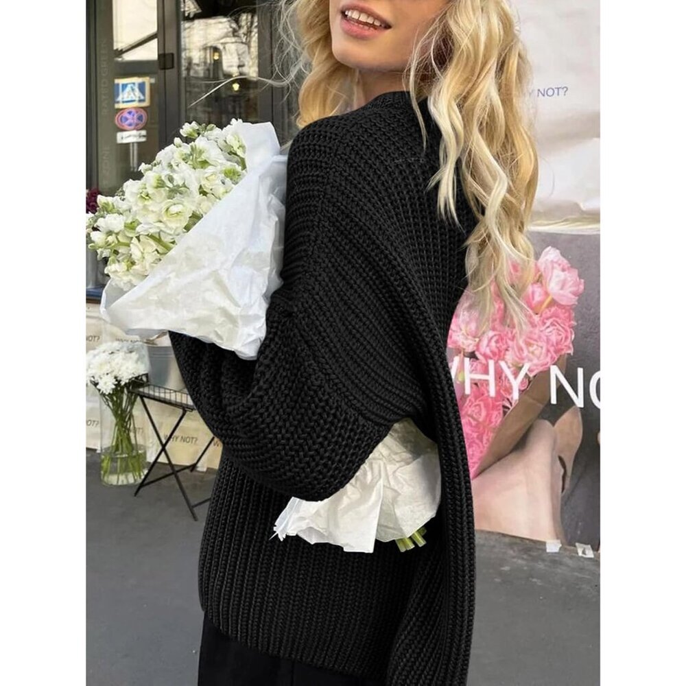 Trendy Black Ribbed Knit Oversized Sweater - Medium for Effortless Style - Picture 5 of 5